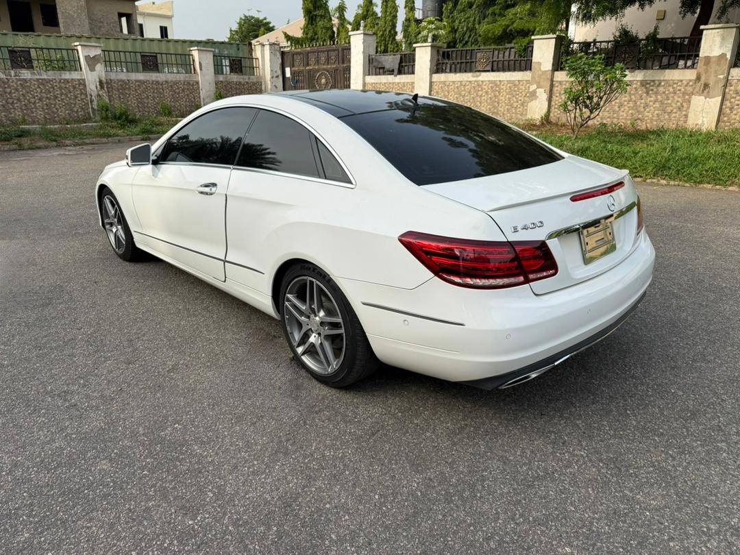 A picture of Registered 2015 Mercedes Benz E400