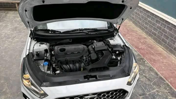 A picture of 2018 Hyundai sonata
