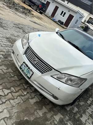 A picture of Lexus es350