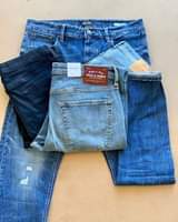 A picture of Jeans