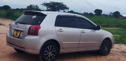 A picture of Toyota RunX cc1490 inauzwa 10m maongezi kwenye gari piga 0768087369