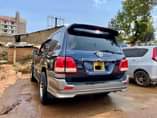 A picture of Land Cruiser Vx Price 65Millions Diesel Engine 1HD FTE Contact