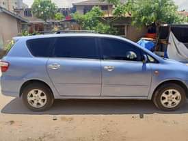 A picture of TOYOTA IPSUM Contact 0625664446 Bei 6M Cc 1980 Full Ac