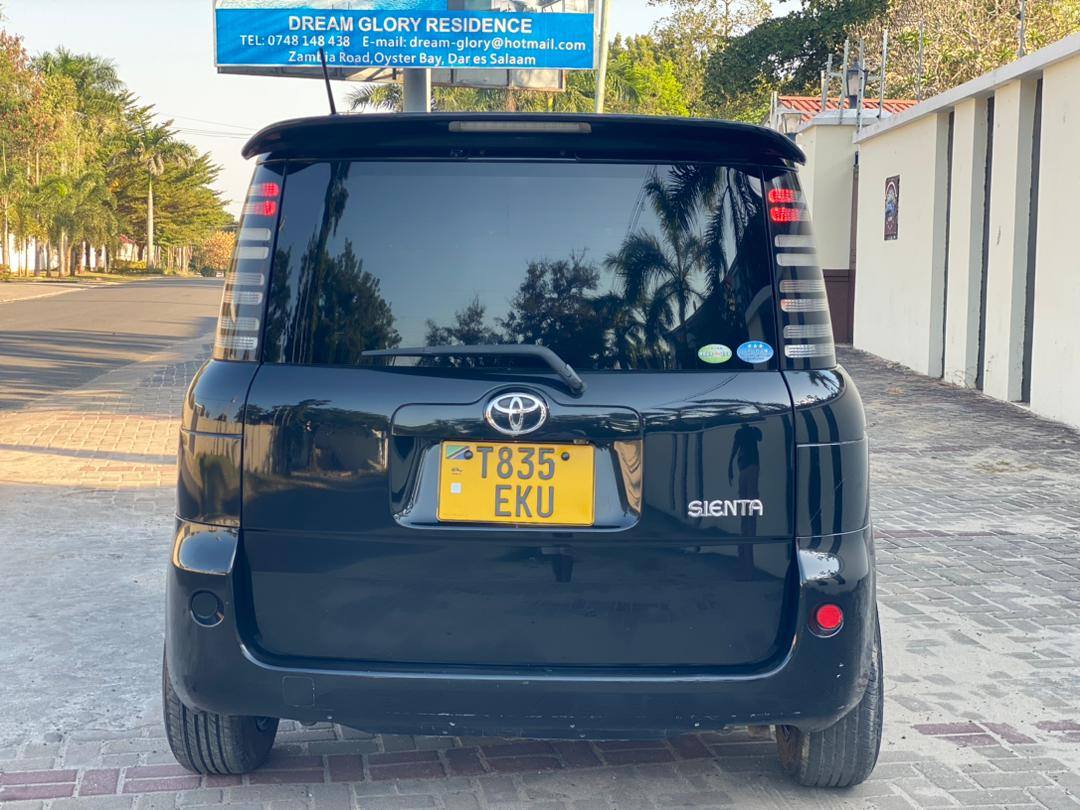 A picture of TOYOTA SIENTA MPYAA