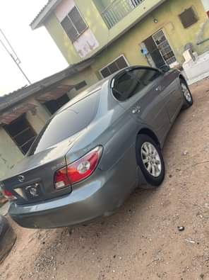 A picture of 04 Lexus Es330 First user Very clean Engine gear AC