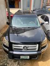 A picture of still available Belgium grade 2005 honda pilot American spec with
