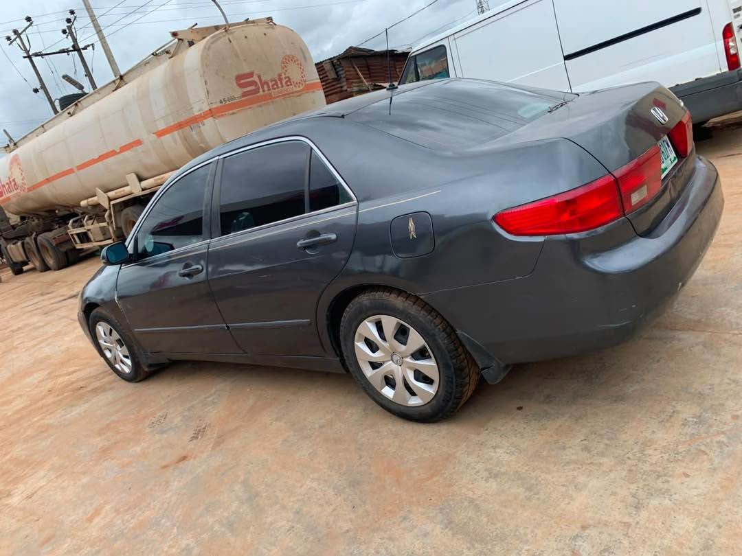 A picture of 2005 Honda Accord EOD 08156070524