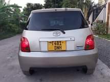 A picture of TOYOTA IST KALI SANA