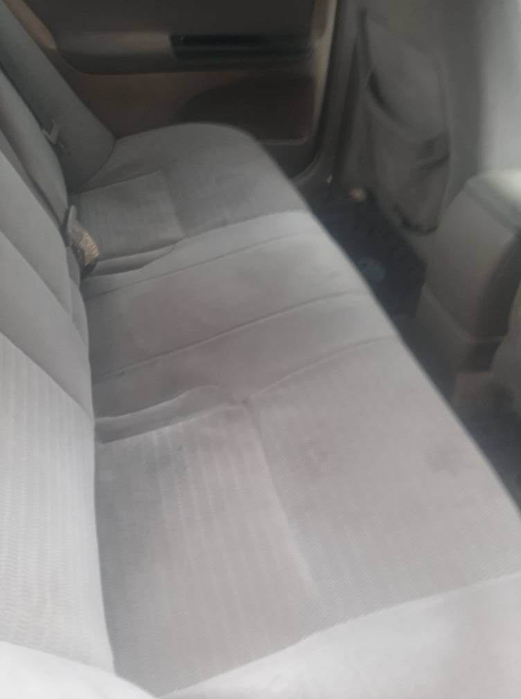 A picture of toyota camry 06