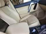 A picture of Toyota LandCruiser Tx 2014 modal 2 7cc push to start