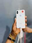 A picture of Iphone X 64GB