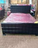 A picture of Tiled bed