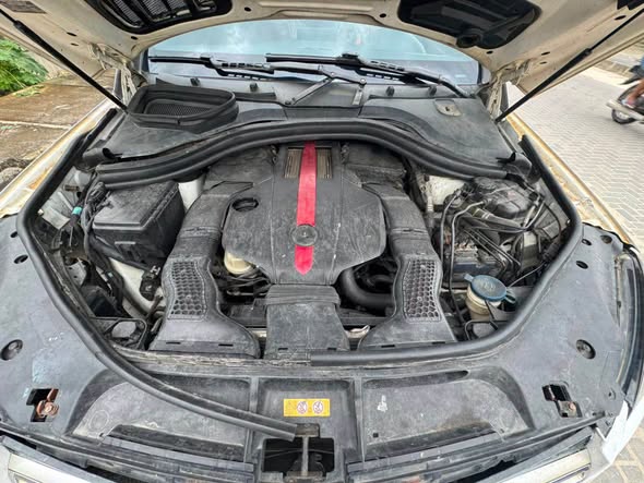 A picture of MB GLE450 2016 distress sale