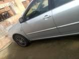 A picture of 04 toyota corrolla