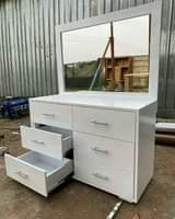 dressing table