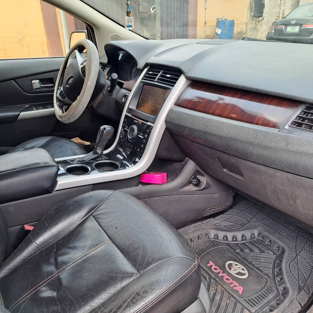 A picture of Ford edge 2014