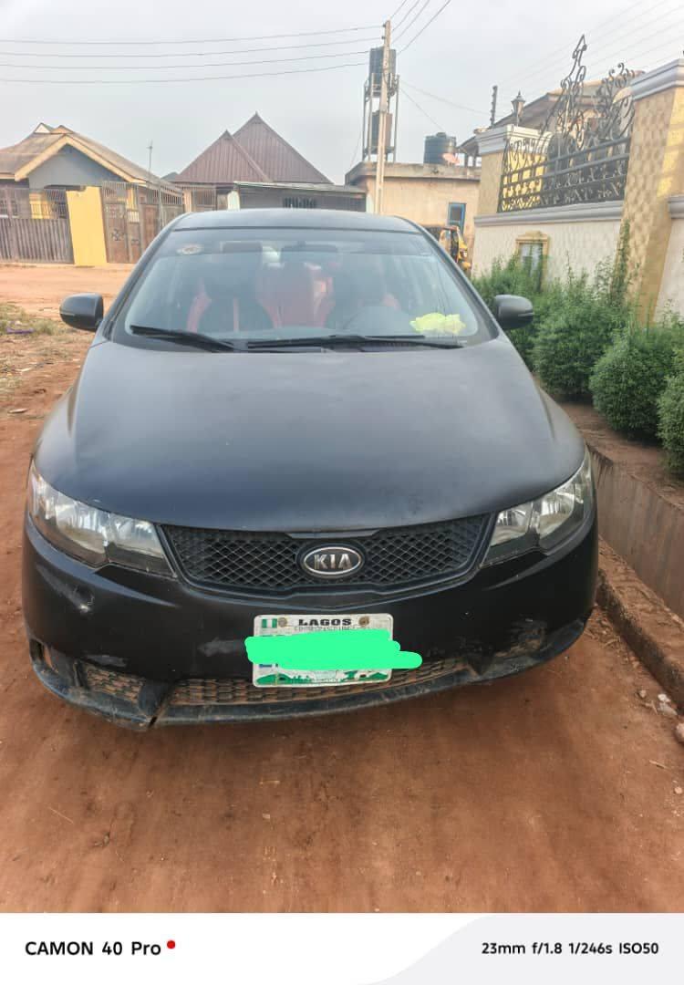 A picture of 2010 Kia cerato