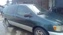 A picture of Toyota sienna