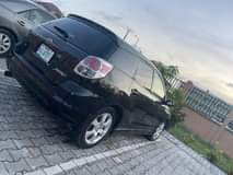 A picture of Very clean Toyota Matrix 2007