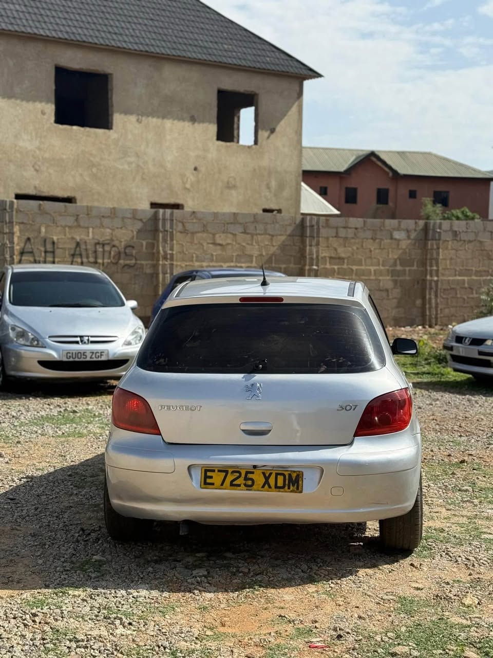 A picture of Extremely clean used peugeot 307 manual drive. buy and drive