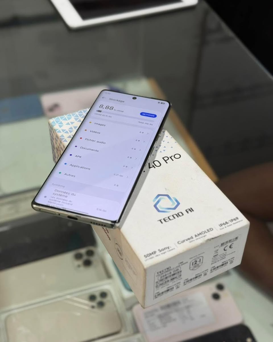A picture of TECNO camon 40pro