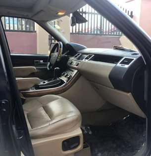 A picture of Clean Nigerian Used Black Range Rover 2011 Sport HSE.