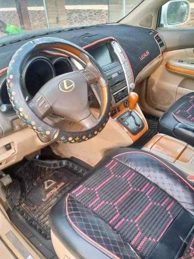 A picture of 2007 Toyota Rx 350