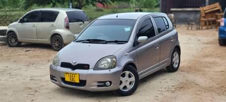 A picture of TOYOTA VITZ RS BEI MILIONI 12.8