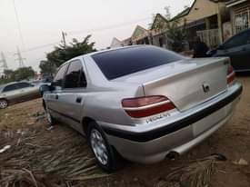A picture of 2004 Peugeot 406 mannual 09019556049