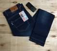 A picture of JEANS