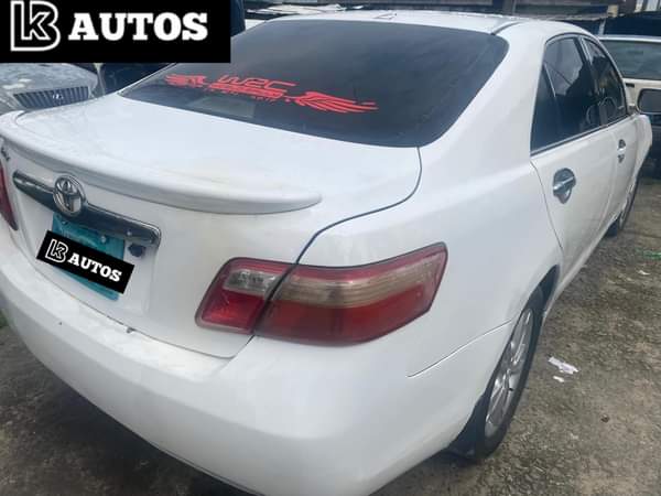 A picture of KB AUTOs Good deal Toyota Camry spider YEAR 2007 model