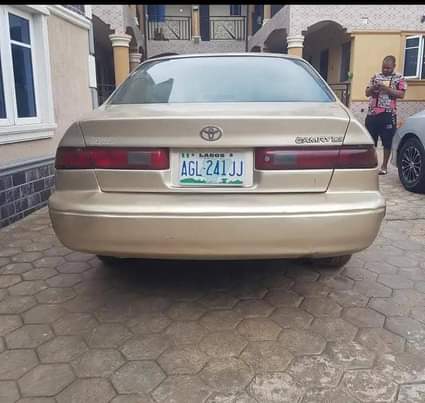 A picture of Toyota Camry Tinylight Engine Gear Ac ok Buy and drive