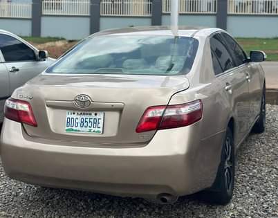 A picture of 2009 Used Toyota Camry going for 5 6million owner
