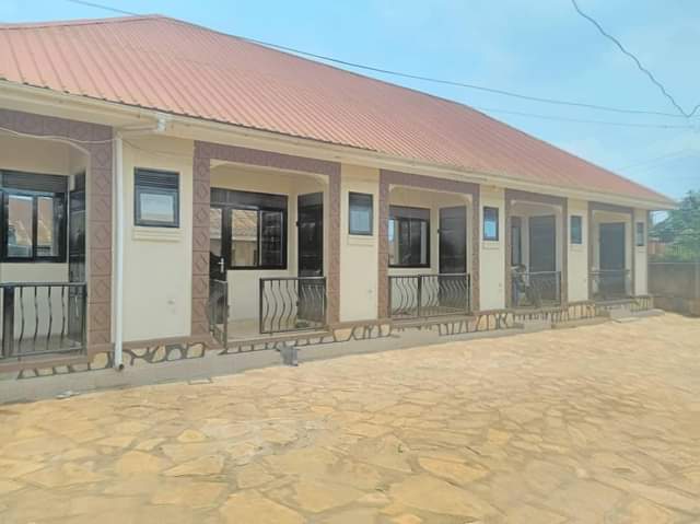 A picture of Double room rentals for sale at bweyogerere