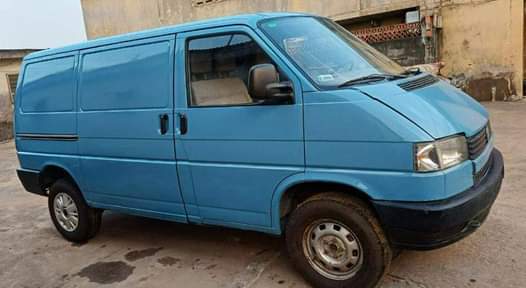 A picture of Tokunbo Volkswagen transporter 2000 Tokunbo Volkswagen transporter with Factory fitted