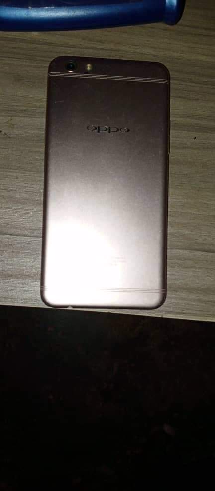 A picture of quick sale Oppo