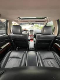 A picture of Neatly Used 2006 Lexus RX330 Full Option