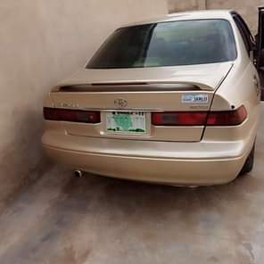 A picture of NO INTERVIEW PLS READ DESCRIPTION PLS 2002 TOYOTA CARMY PENCIL