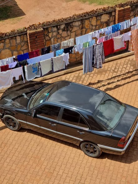 A picture of Mercedes Benz 4 5m