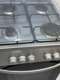 A picture of Barely used gas cooker with oven Price 140k Location OLUYOLE