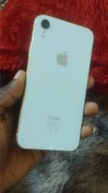 A picture of Iphone Xr