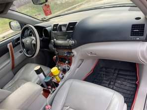 A picture of Serious buyer should Dm ASAP 08114015793