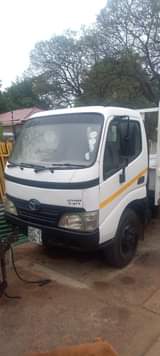 toyota dyna