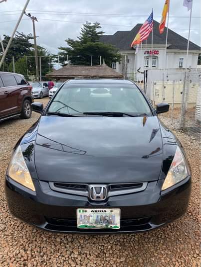 A picture of Honda Accord EOD 2005