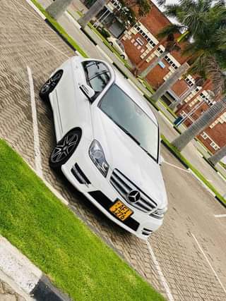 classifieds/cars mercedes
