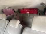 A picture of Toyota Sienna 2005