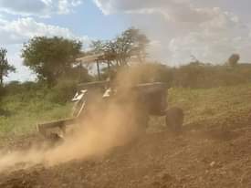 A picture of tractor for sale