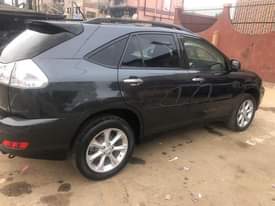 A picture of Rx 350 2009 model