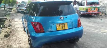 A picture of ToYoTa IST KaLiii Mnooo