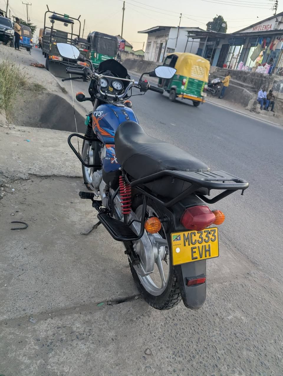 A picture of TVS CC 150